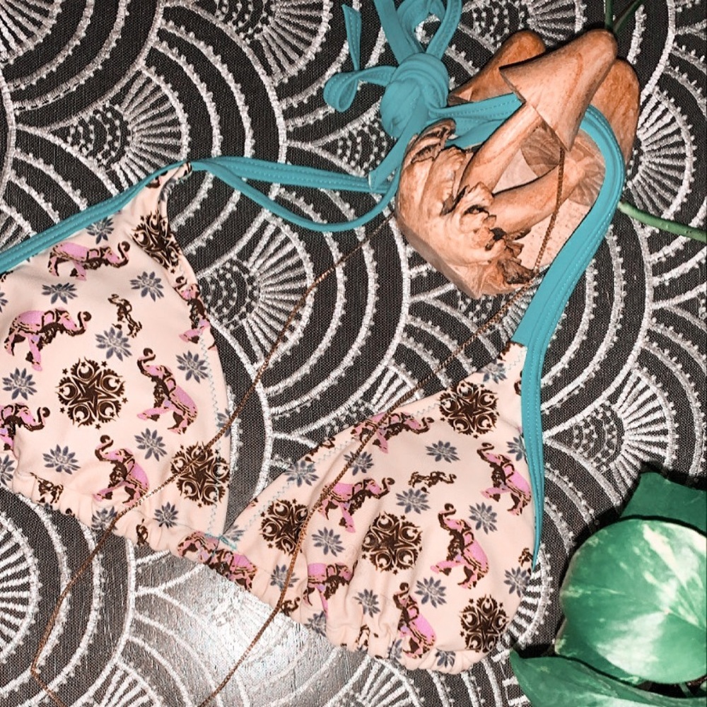 Elephant boho print bikini top 🌿